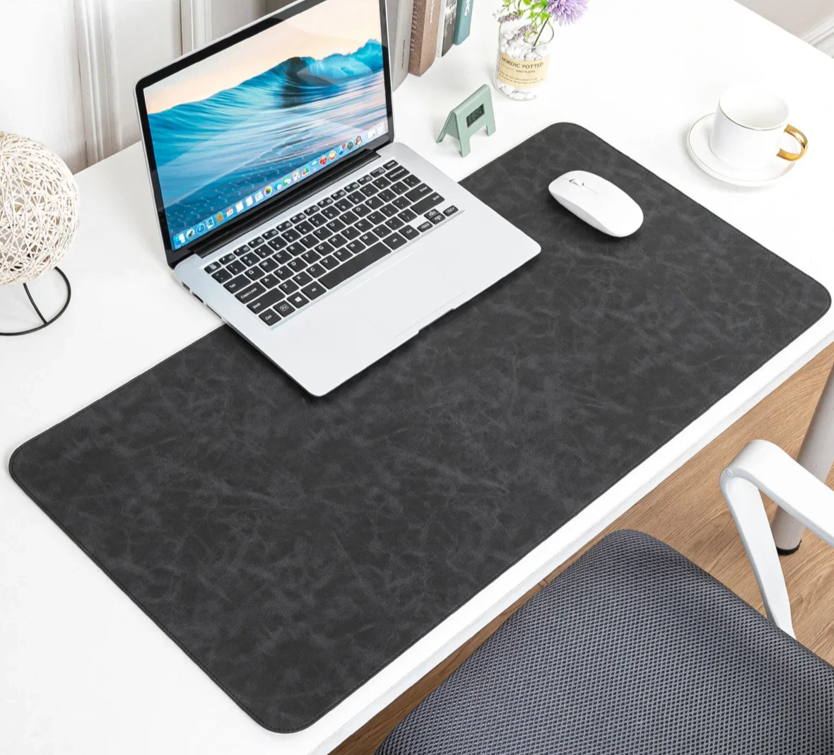 Experience Ultimate Comfort and Precision with Our Waterproof PU Leather Desk Pad - Large Non-Slip Mousepad for Your Computer and Laptop